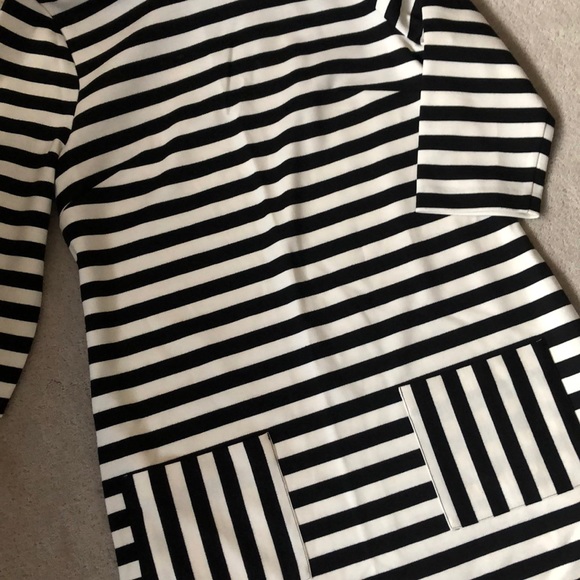 Stripped dress! - Picture 4 of 5